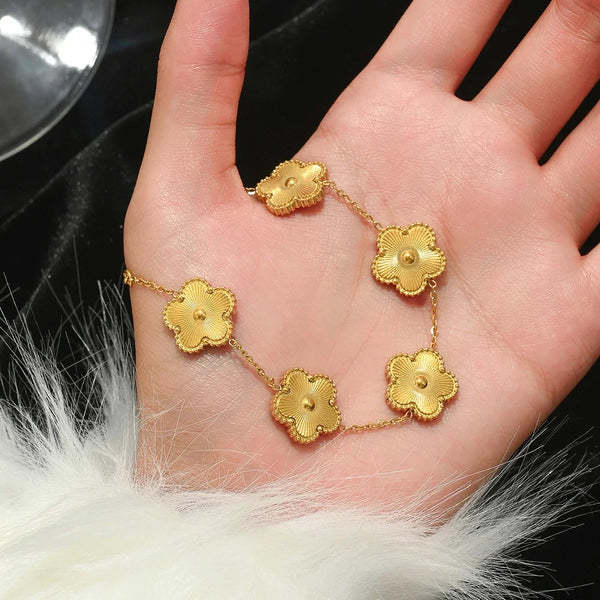 Lucky Clover Gold Bracelet